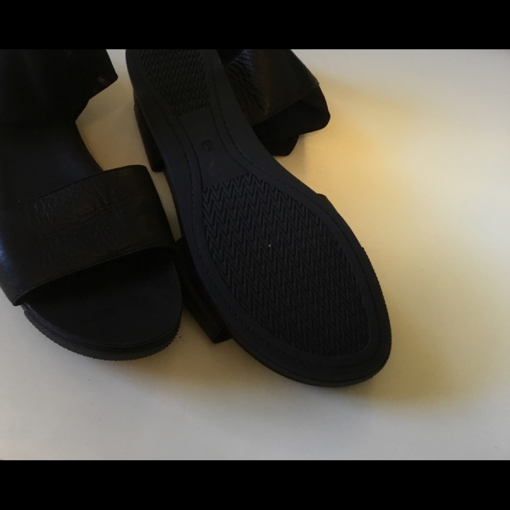 Leather platform wedge sandal